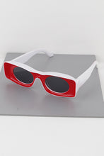 Load image into Gallery viewer, Make A Statement Sunnies
