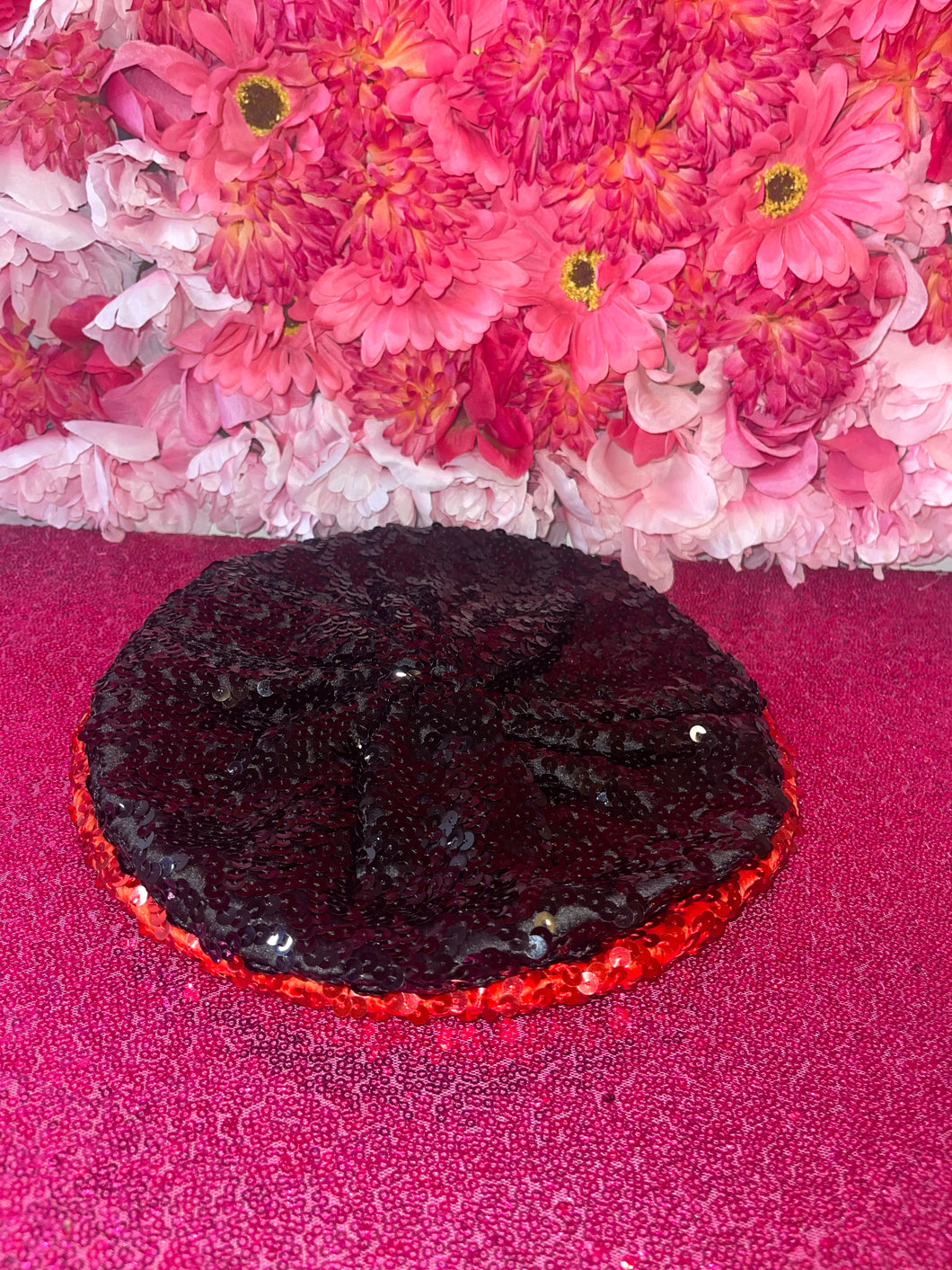 Sequin Tam